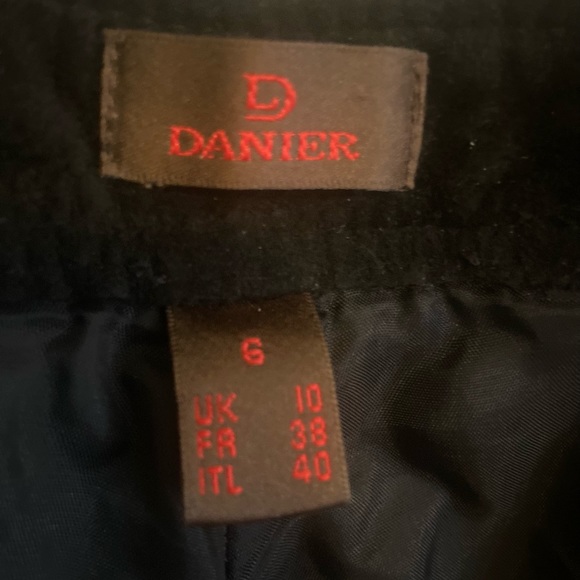Daniel leather vintage suede pants with crochet and embroidery detail… size 6 - Picture 5 of 5